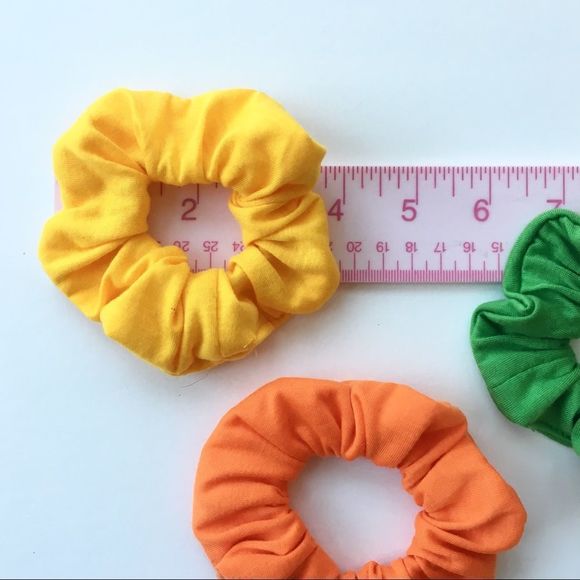 Set of 3 Fabric Scrunchies Yellow Green Orange NWT - Picture 4 of 5